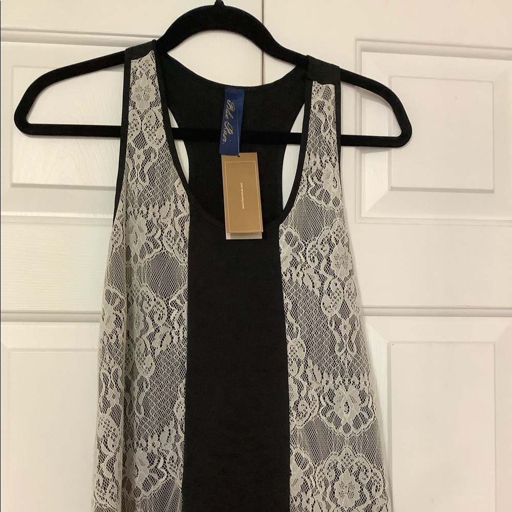 Black and ivory lace top NWT